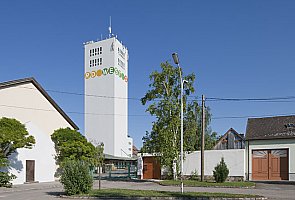 künstlerische gestaltung des lagerhaus-silos in zellerndorf